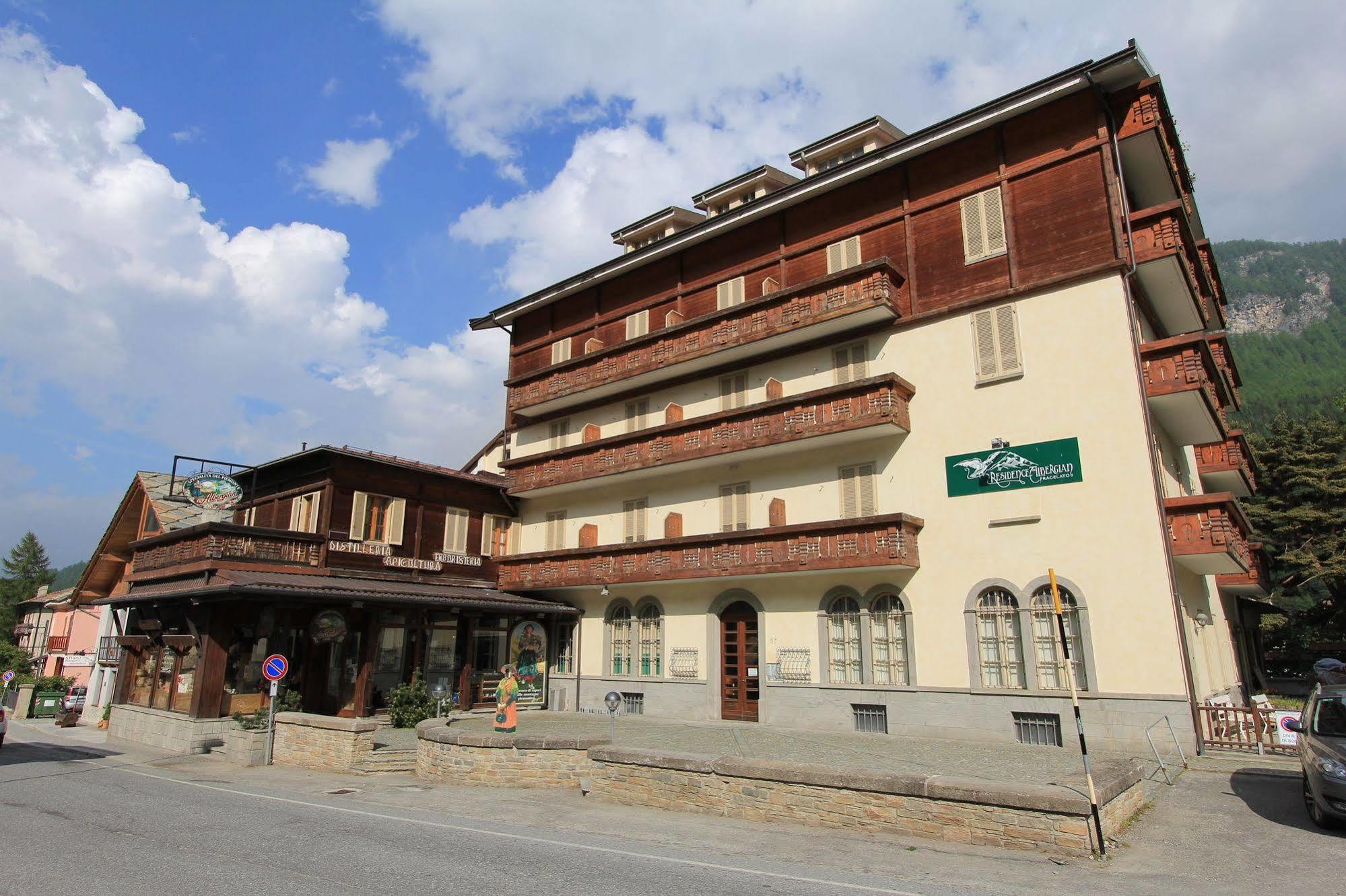 Residence Albergian Pragelato Luaran gambar